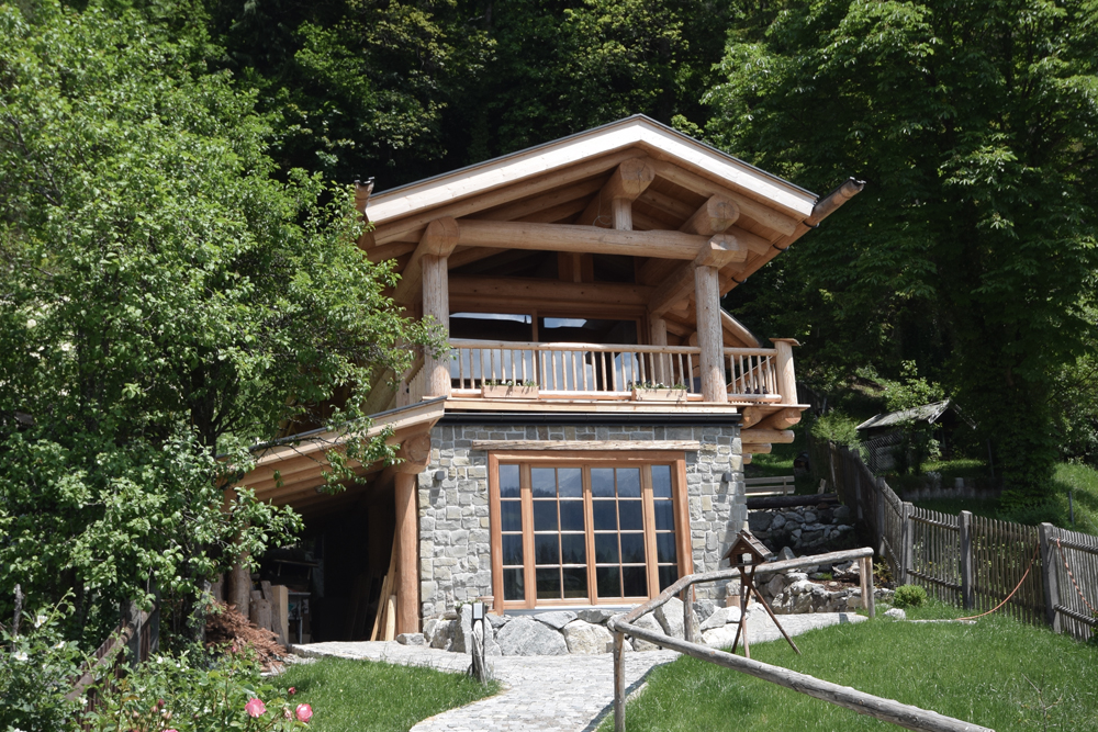 Blockhaus mit Garten in Garmisch