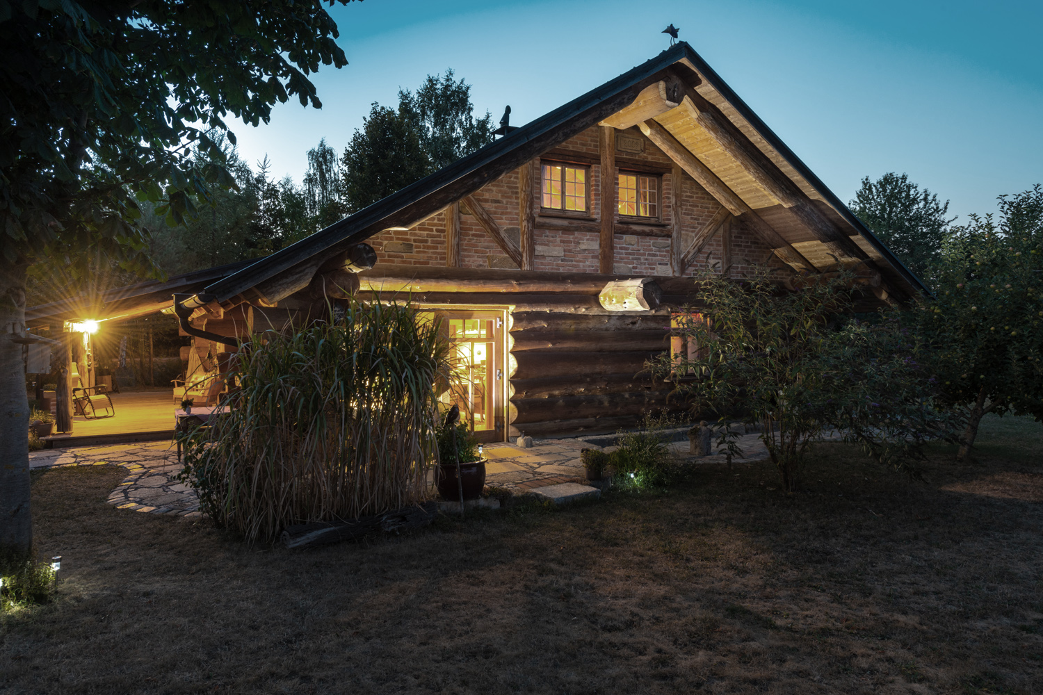 Ansicht in Abendstimmung Blockhaus Altenkuhnstadt