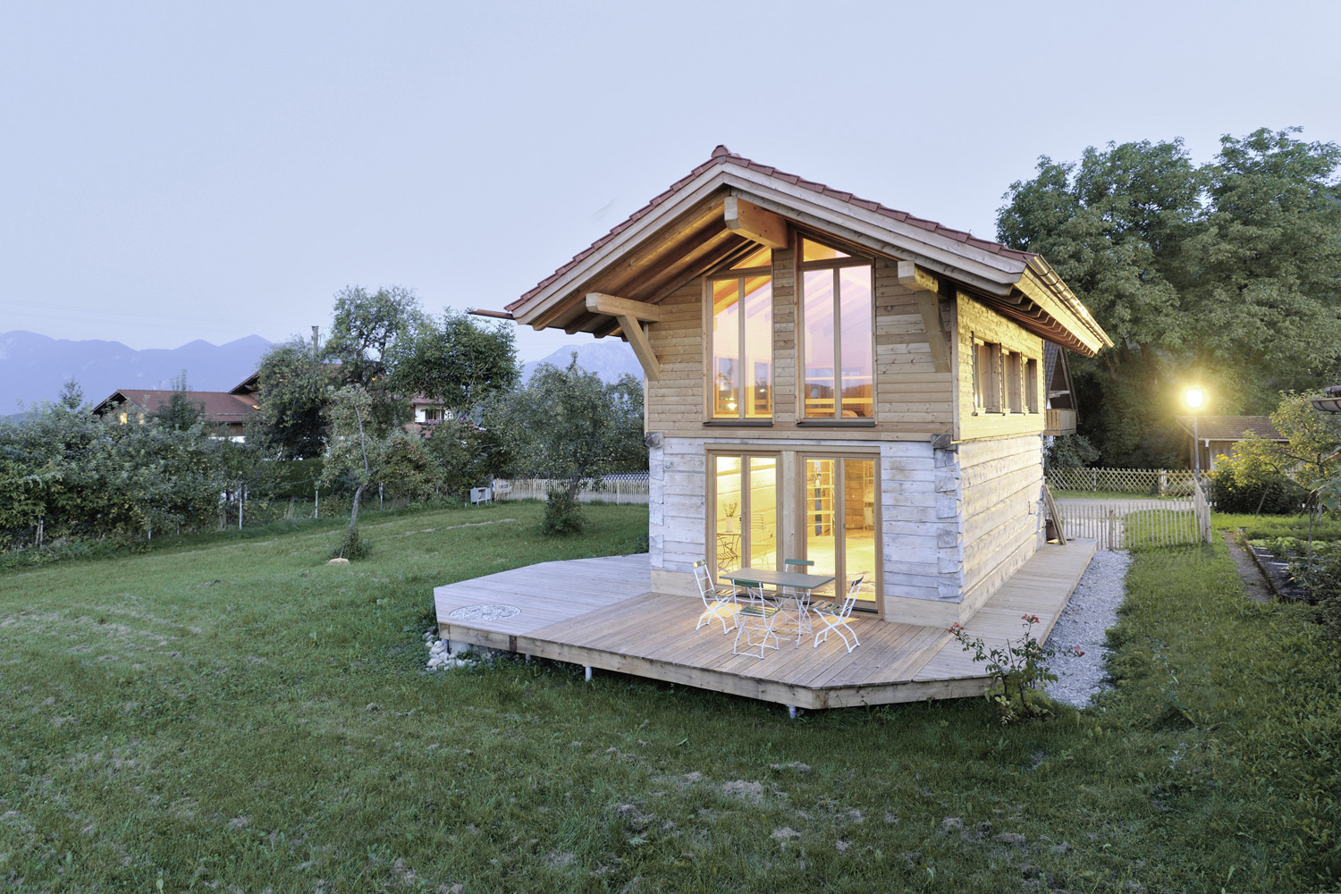 tiny house Blockbau besäumt in Grafenaschau